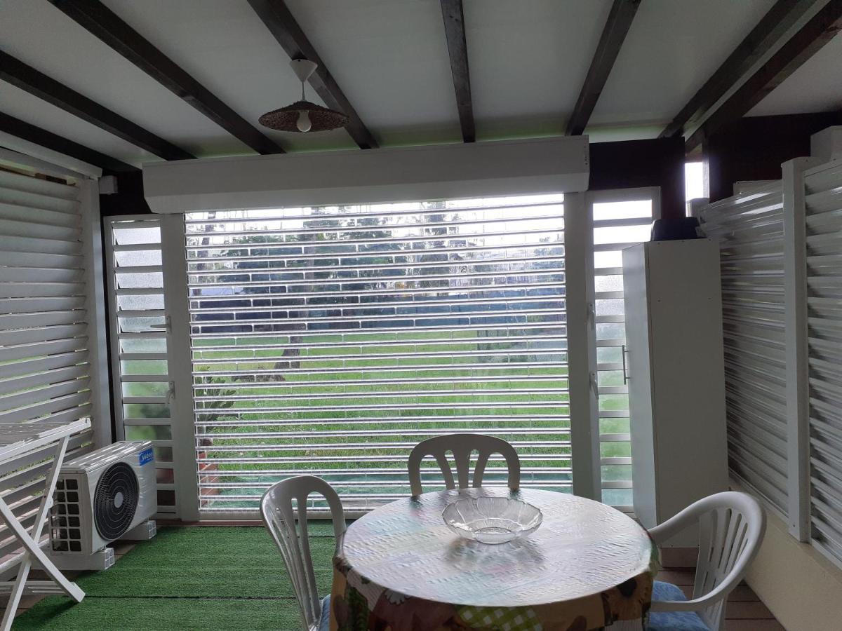 لي تروا زيليه Residence Hoteliere Le Carayou المظهر الخارجي الصورة